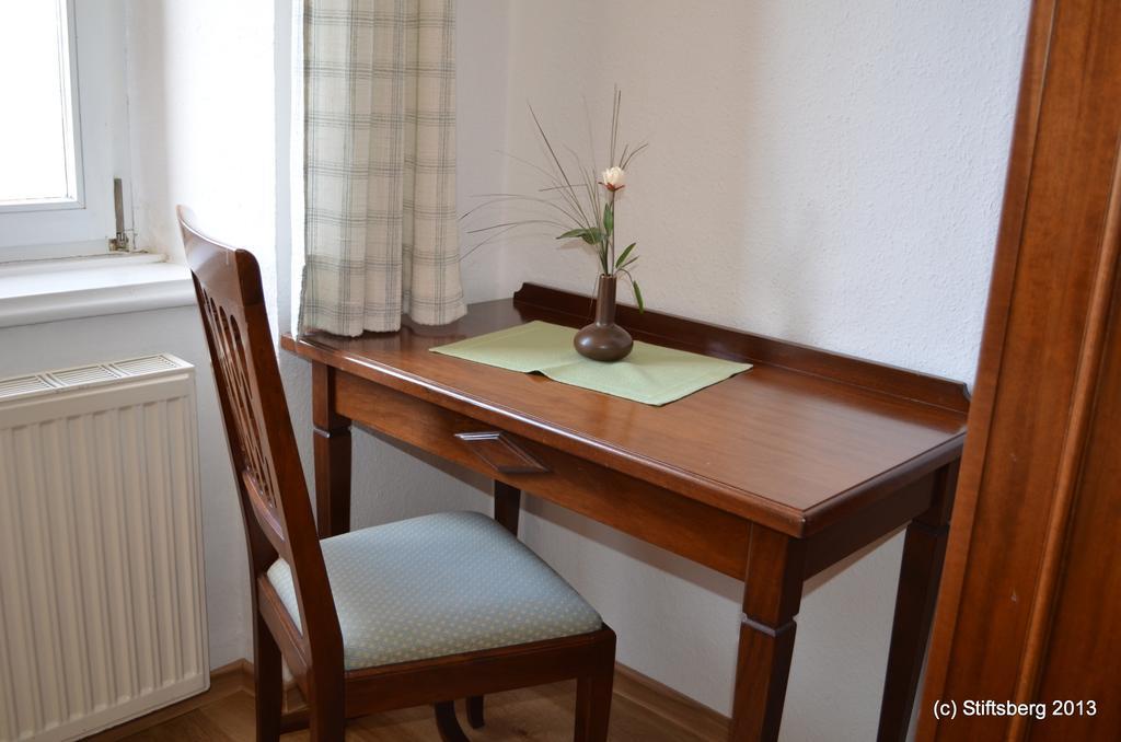 Stiftsberg - Bildungs- Und Freizeitzentrum Kyllburg Dış mekan fotoğraf