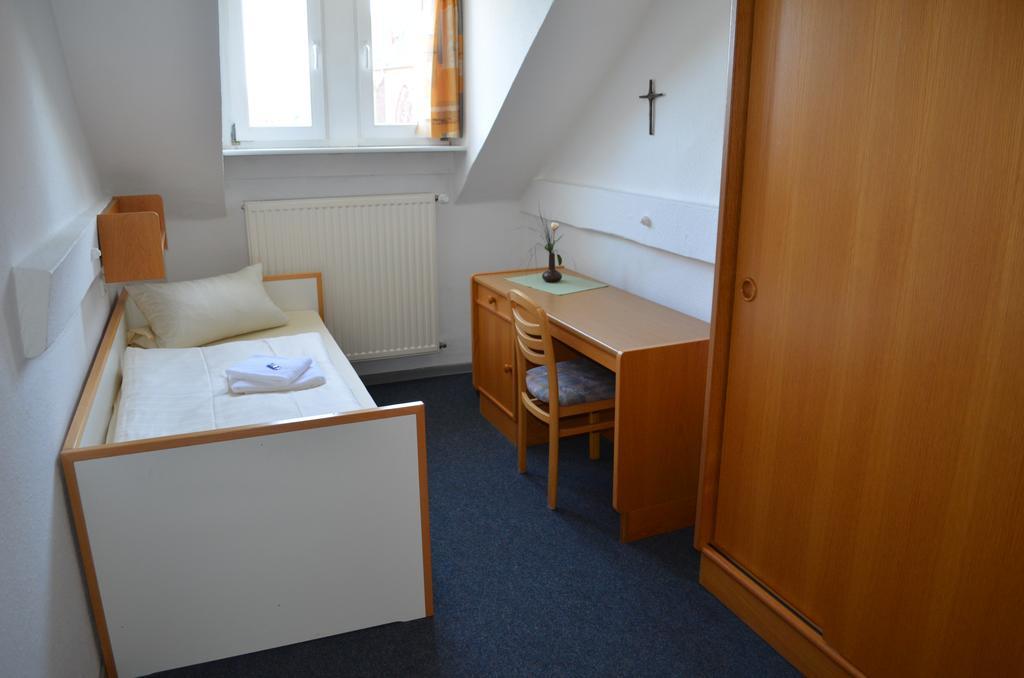 Stiftsberg - Bildungs- Und Freizeitzentrum Kyllburg Dış mekan fotoğraf